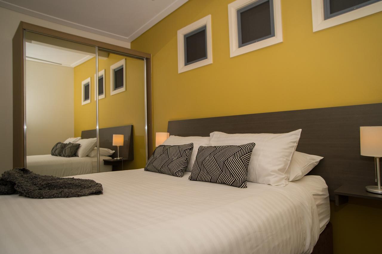 Portman House Motel Скоун Екстериор снимка