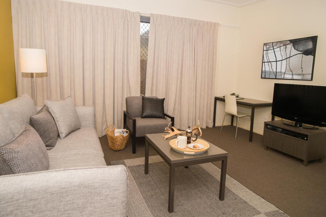 Portman House Motel Скоун Екстериор снимка
