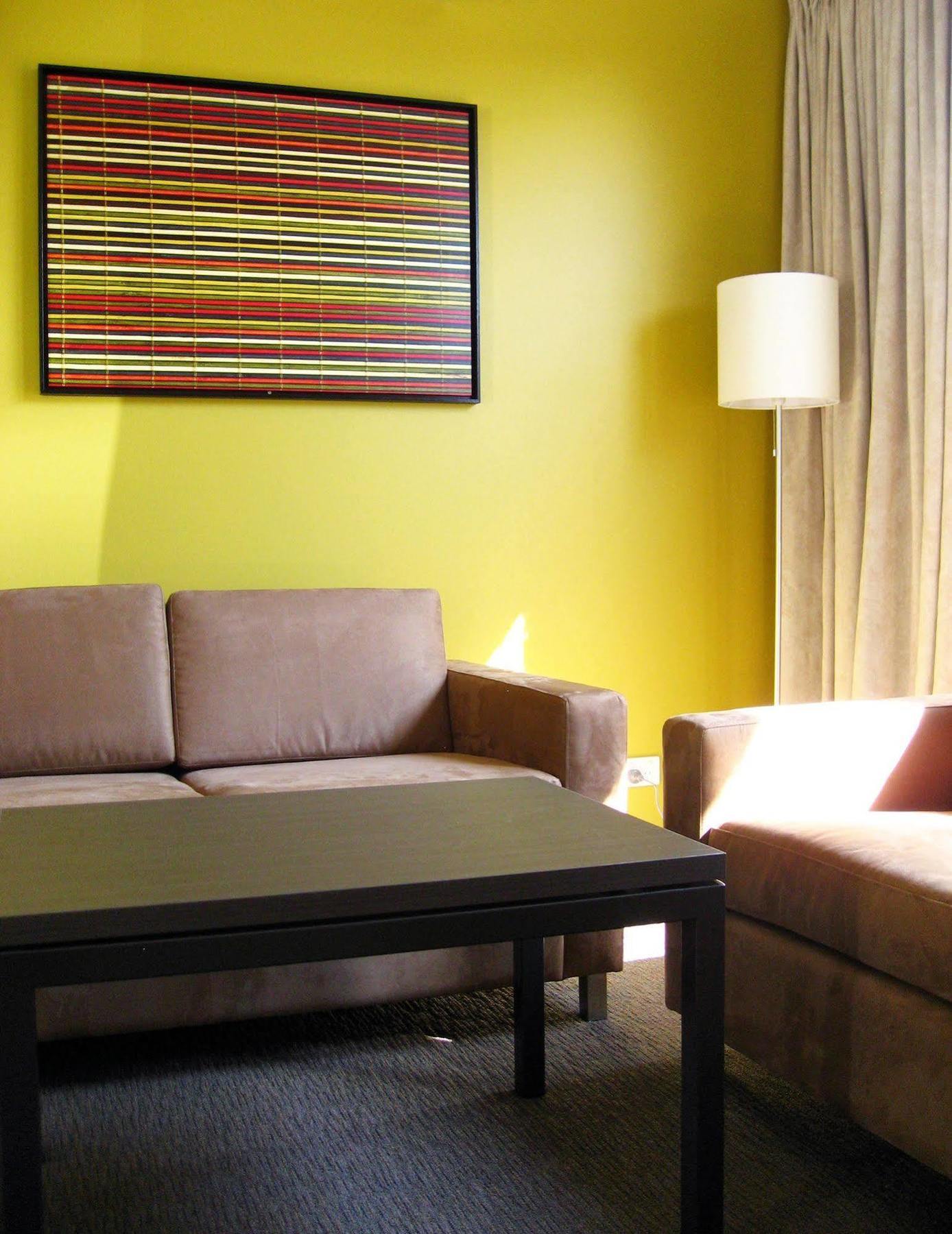 Portman House Motel Скоун Екстериор снимка