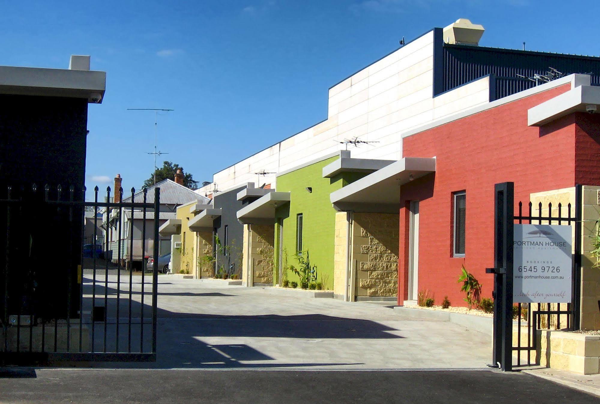 Portman House Motel Скоун Екстериор снимка