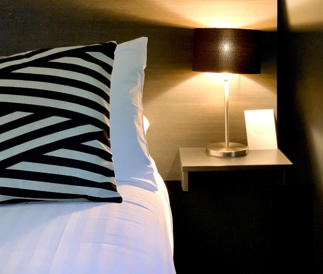 Portman House Motel Скоун Екстериор снимка